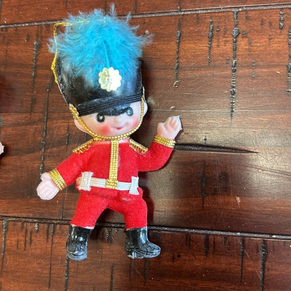 3 Vintage Blow Molds - Soldiers & Elf - Picture 4 of 7